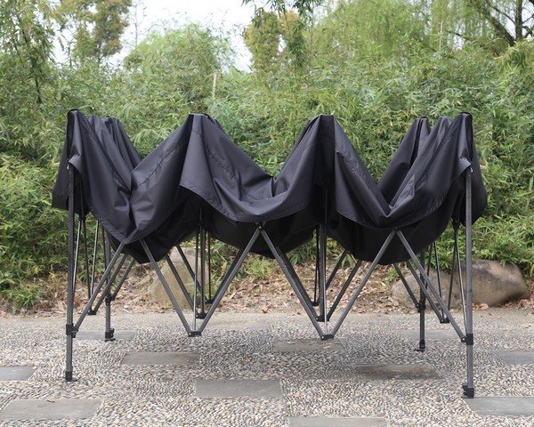 Gazebo 4,5x3 nero in apertura