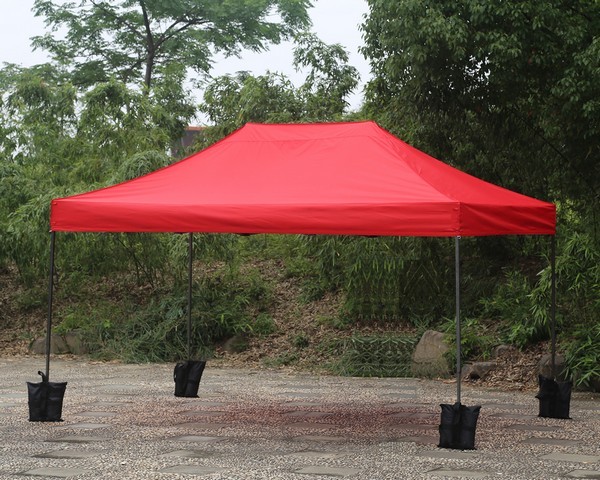 Gazebo 4,5x3 rosso in apertura