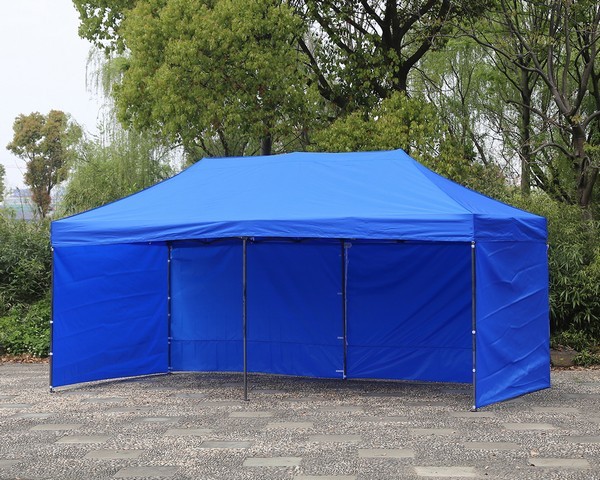 Gazebo 6x3 blu con pareti montate